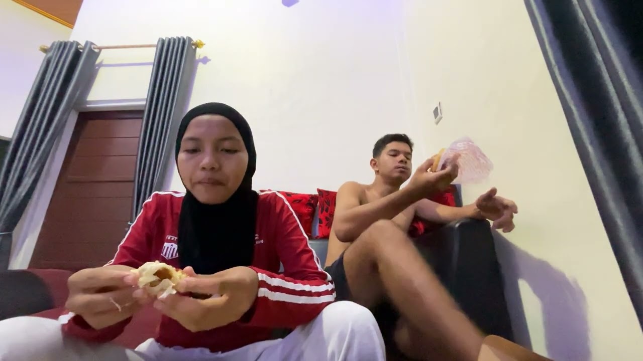 ngakakk makanannya gaenak