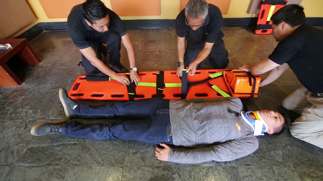 Transporte de paciente en Primeros Auxilios