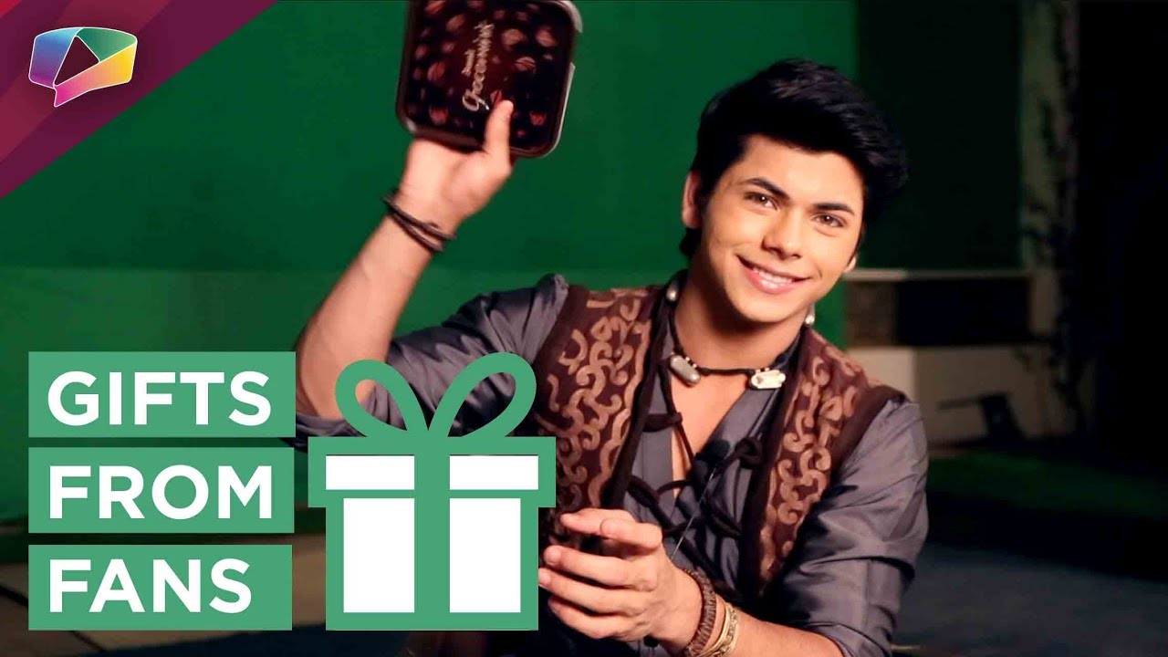 Siddharth Nigam Aka Aladdin Receives Gifts From His Fans | Aladdin Naam Toh Suna Hoga