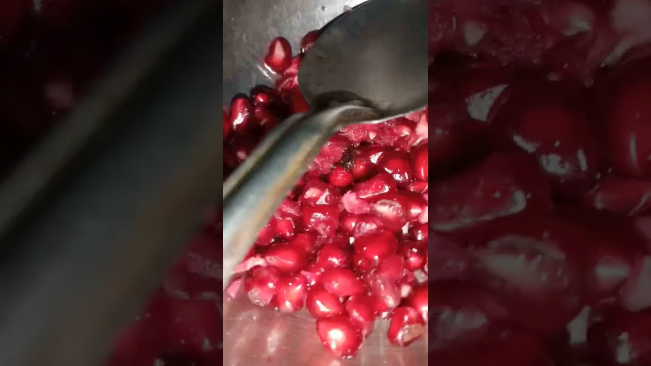 Meri Nani hamare liy fruits katkar barabar deti hai😍#ytshorts #food #shorts #home #nani #viral #vlog