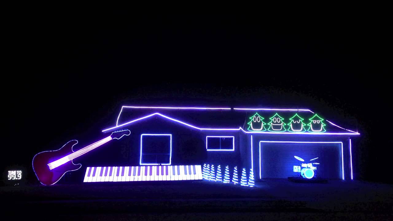 Amazing and Hilarious Christmas Light Show! - Christmas Can Can
