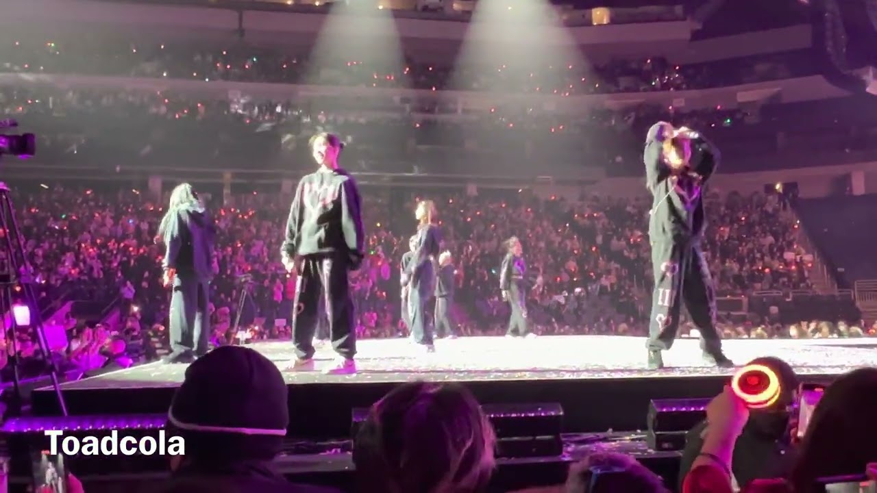 4k 220227 TWICE (트와이스) encore “Love Foolish” New York (NY2) 4th World Tour ‘III’