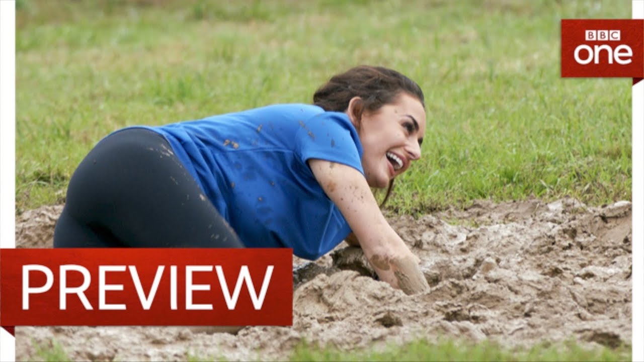 Amber Davies' Mud Run slip - And They're Off for Sport Relief - BBC