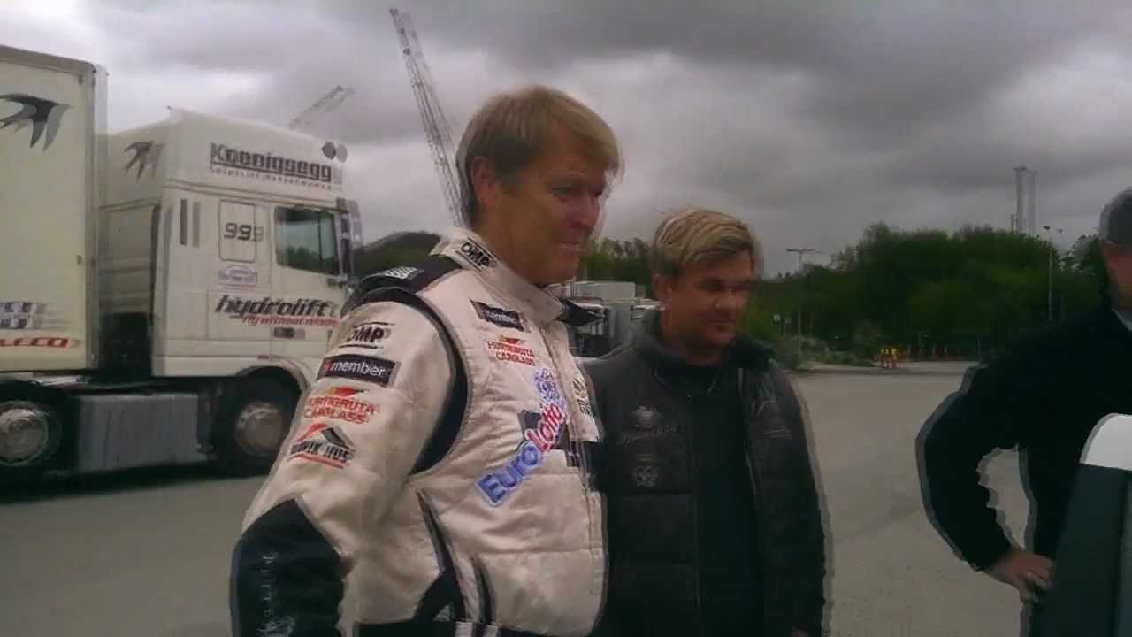 Videoblog: Åge Hareide sitter på med Petter Solberg (30.aug 2011)
