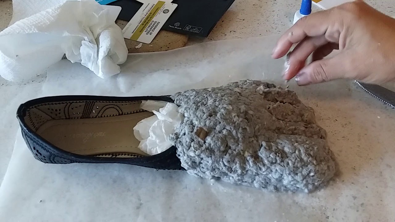 Paper Mache Hobbit Feet Tutorial / Part One