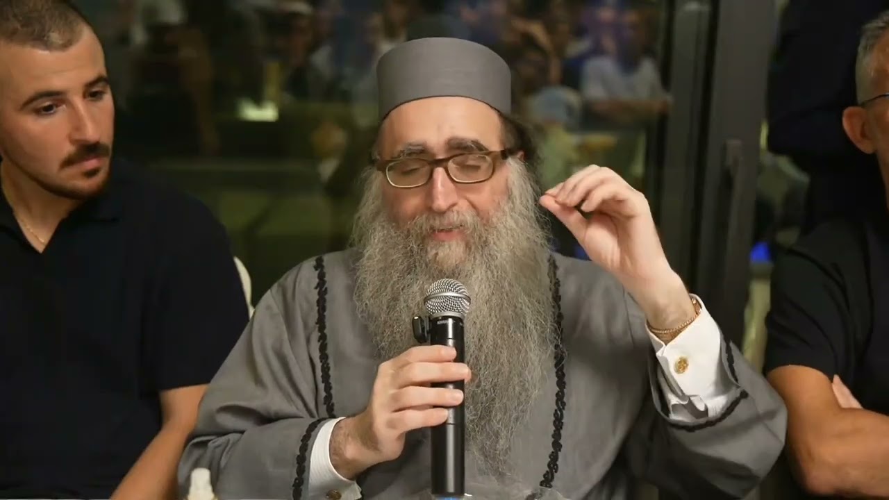 הרב פינטו - יש לכל אחד קשר מיוחד וחזק עם השם
