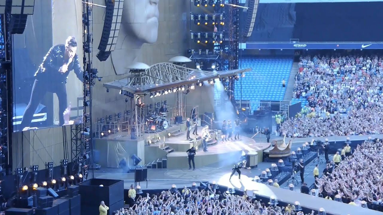 Robbie Williams @ Etihad Stadium 19th, Manchester, UK, Opening/Entertain/Monsoon