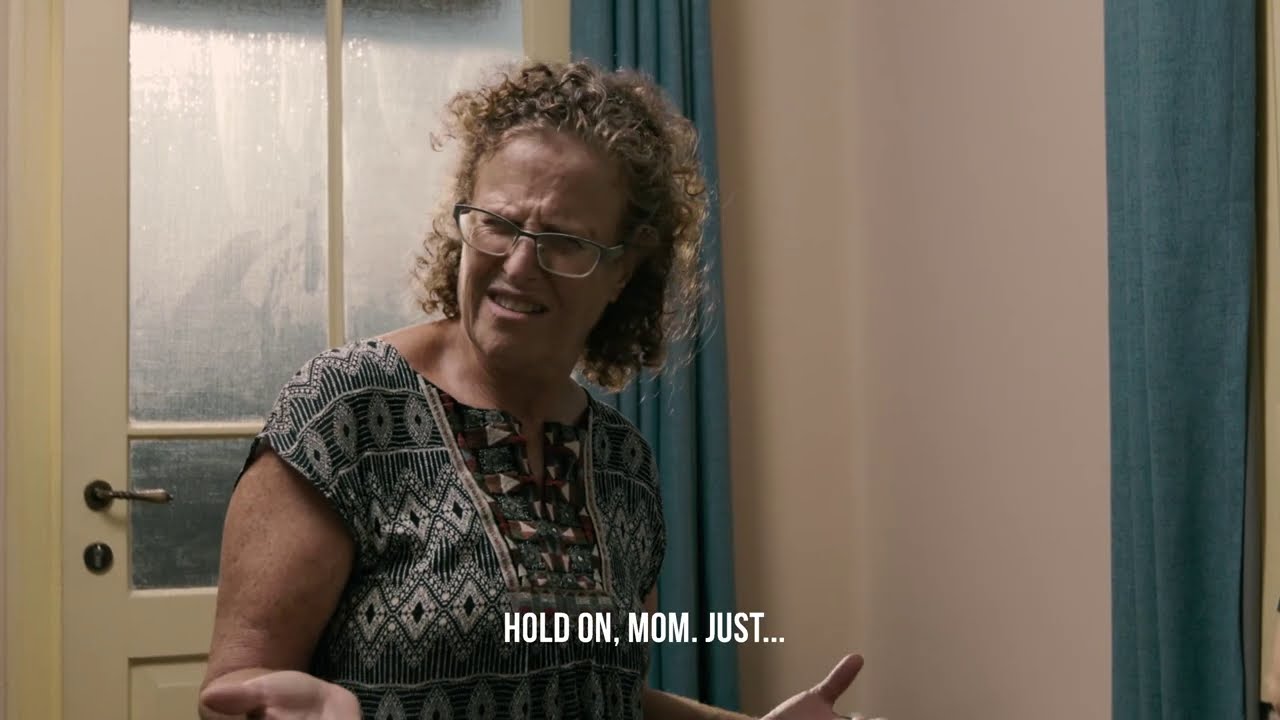 Мать выгнала свою дочь из дома, потому что та беременна. Концовка потрясающая | Zvoid