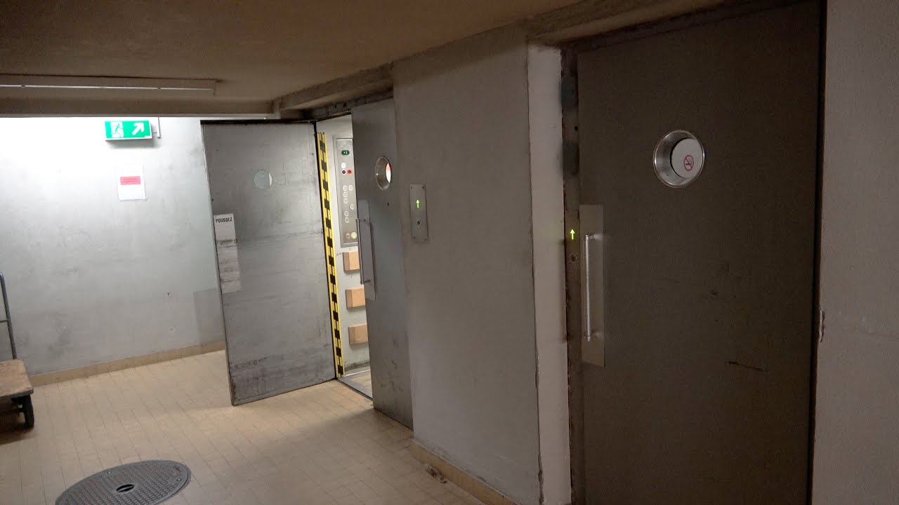 Ascenseurs Schlieren de 1967 modernisés par Schindler en 1999