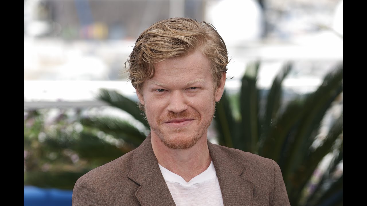 Jesse Plemons as Plutarch Heavensbee: Hunger Games Prequel casting confirmed!
