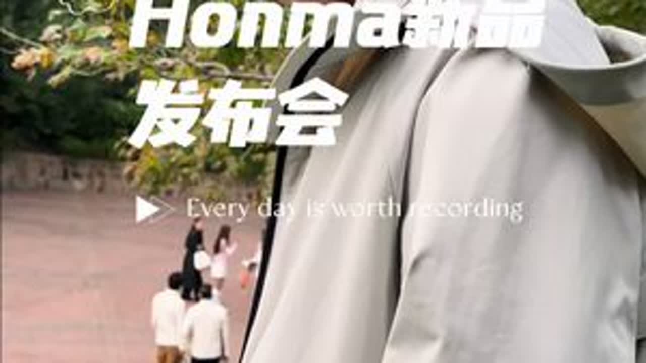 提着几十个W下场打球就是这么嚣张😂但真的蹭一下地很心疼！#高尔夫球 #高尔夫 #高尔夫挥杆 #高尔夫美女 #honma高尔夫