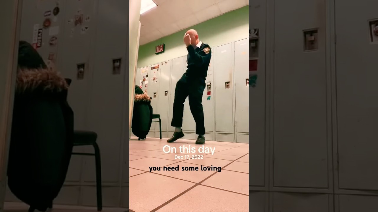 Dancing security guard PYT Michael Jackson 