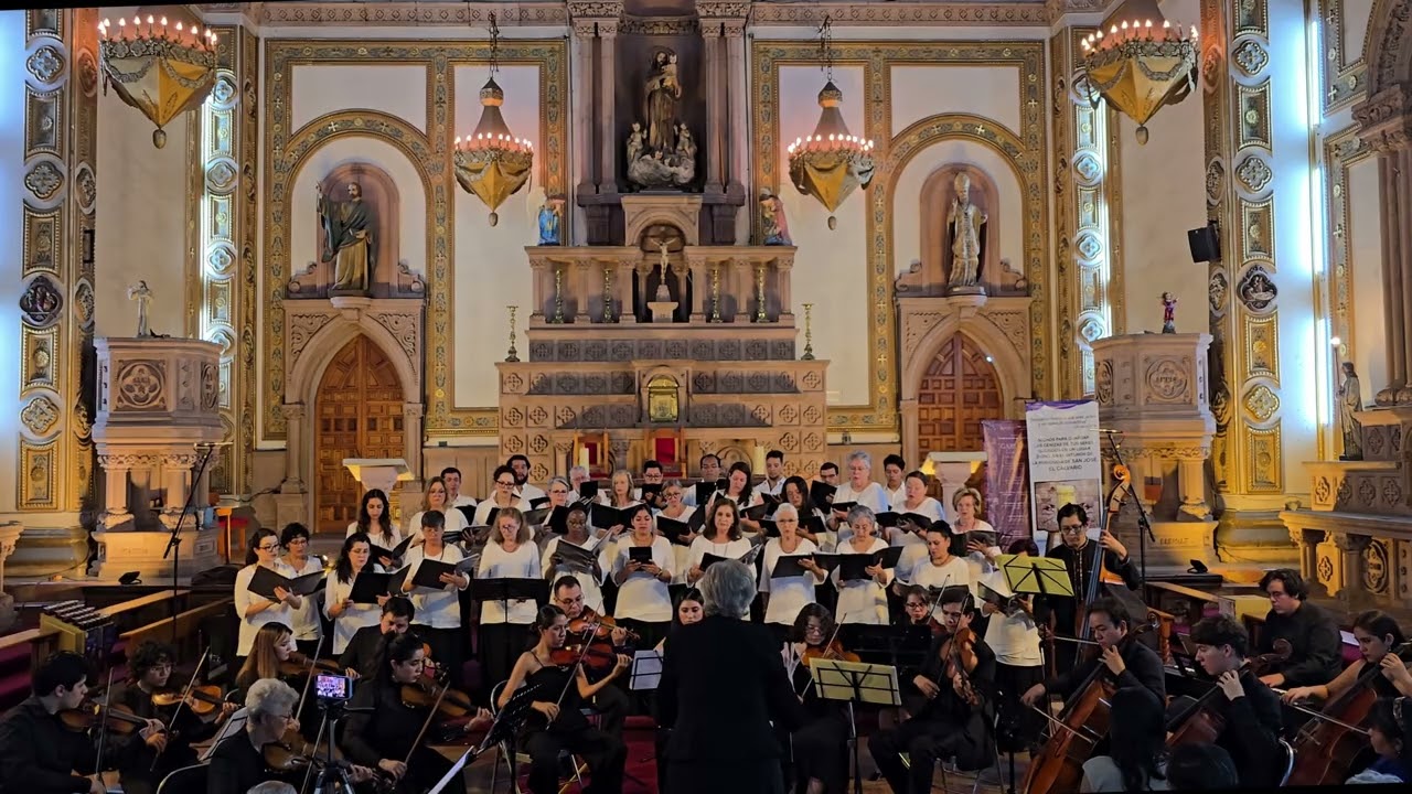 Kings´ Daughters / Coro Deo Gracias y Orquesta de Cuerdas Amanecer