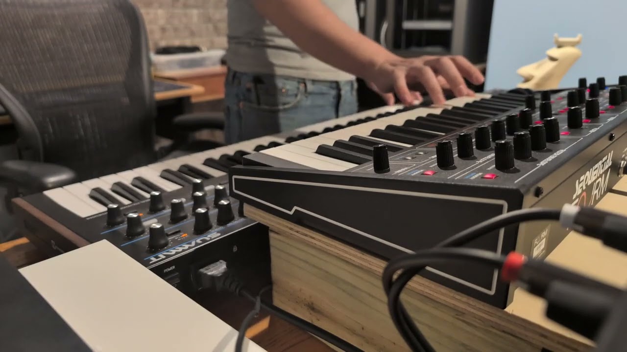 Flute Boardum - Novation Summit and Sequential Fourm late-night jam