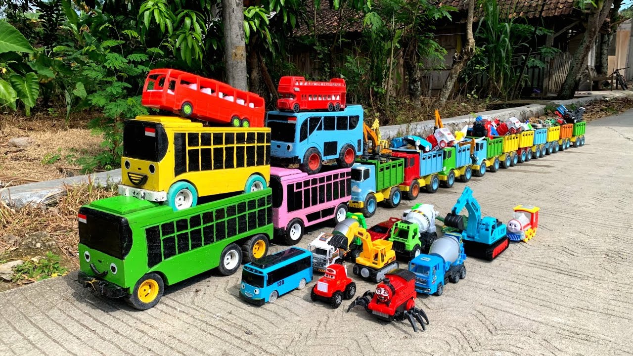 WADIDAW !! Mobil Truk Tronton Panjang Bongkar Mainan Mobil Mobilan Truk Molen, Salender, Excavator