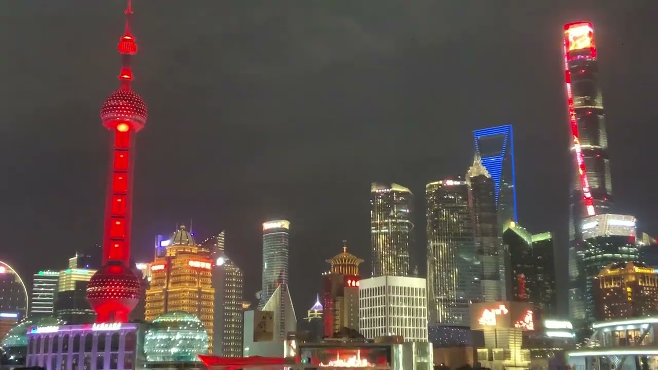 와이탄에서 보면 중앙에 위치한 푸동미술관 짱! 