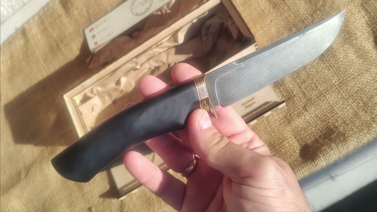 HandMade Knife  K390 Blade and Black Micarda