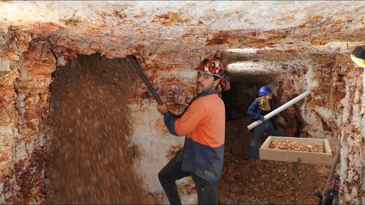 Opal Miners Make Easy $10,000 In One Week!