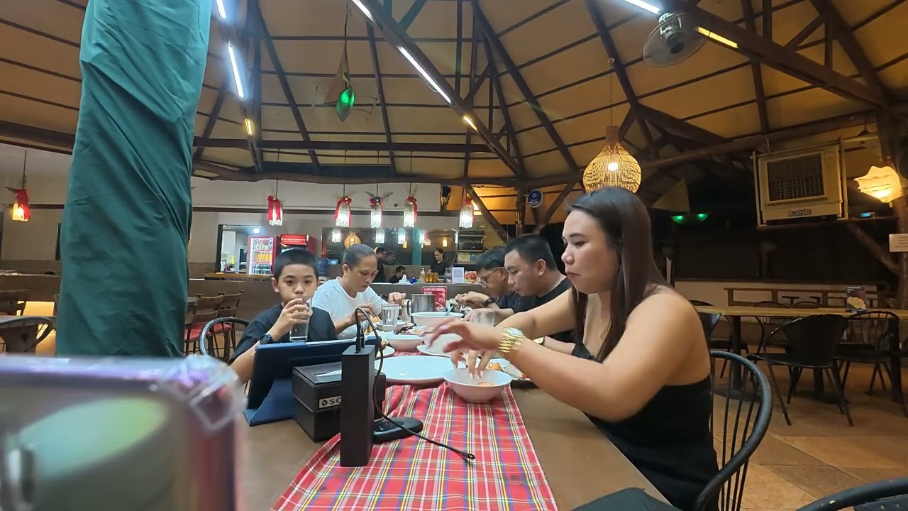 After flight Latenight dinner  || 18th St. Pala pala Seafood Grill || Bacolod City