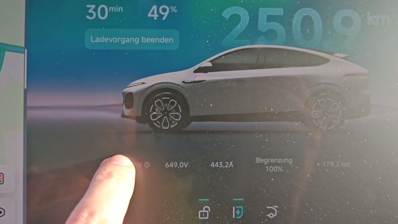 XPENG G6 Facelift, Reichweite steigt im Display und Vergleich mit Tesla 