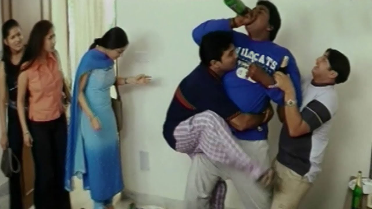 Uday Kiran & Sunil Most Popular Comedy Scenes - Volga Videos