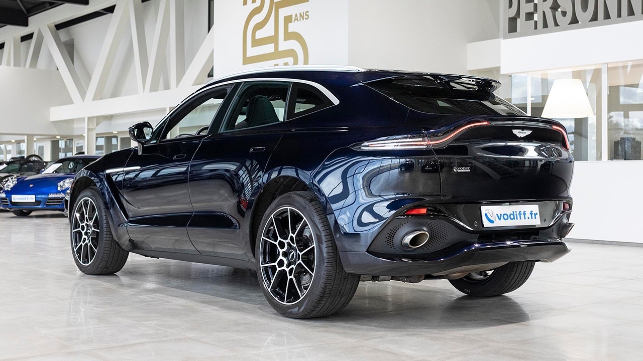 ASTON MARTIN DBX V8 4.0 550 CV