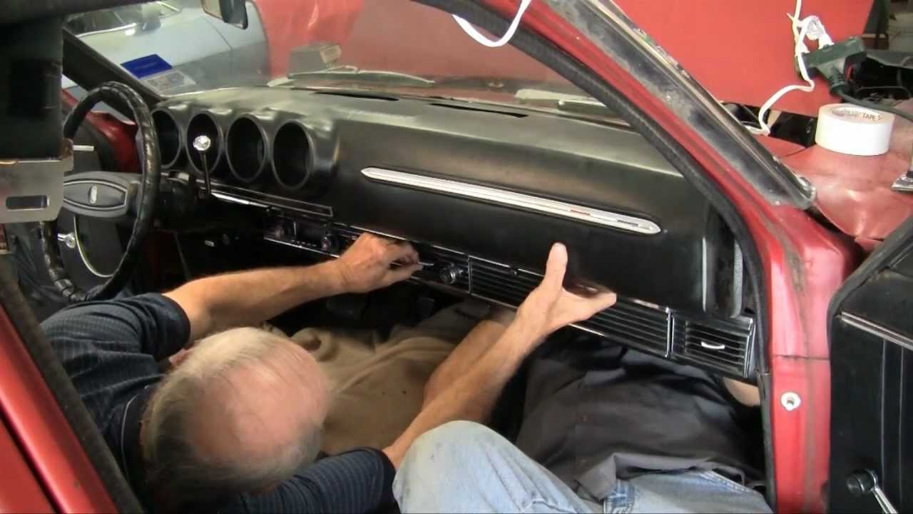Episode 71 Part 1 Vintage Air Universal air conditioning kit, Autorestomod
