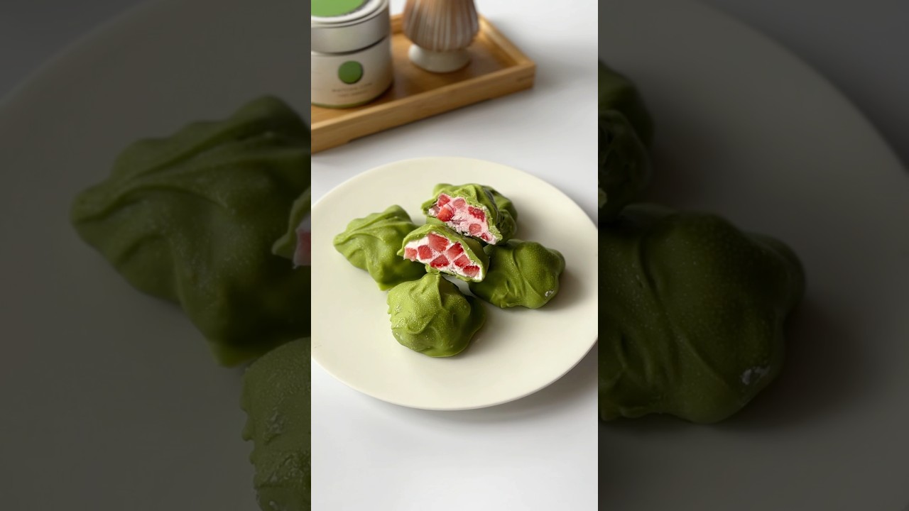 Matcha Chocolate Yogurt Clusters | a sugar-free and quick-prep healthy treat!
