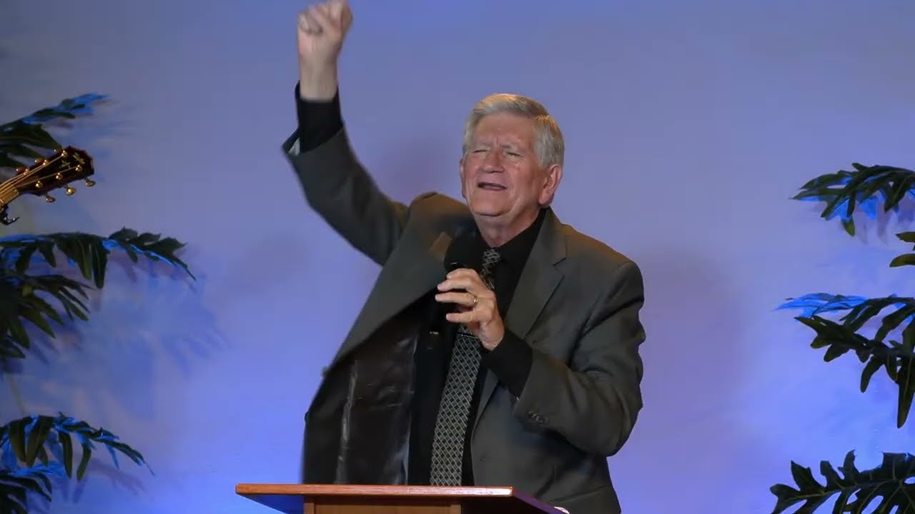 How Does God Feel about Your Prosperity? | Mike Thompson LIVE (Sunday 2-1-26)