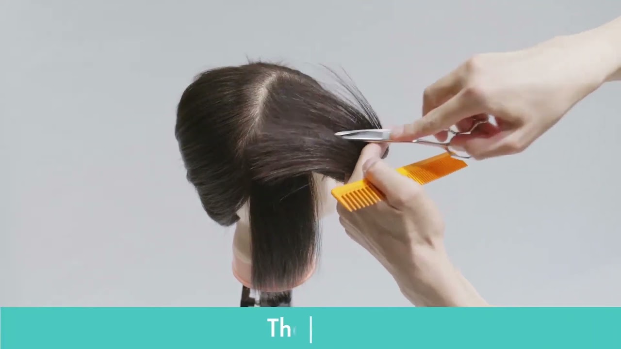 T&eacute;cnica padr&atilde;o de volume x textura   Chop cut standard para dar maior fluidez ao cabelo