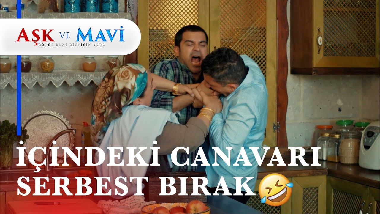 Cemal İsmet'in elini ısırıyor - Aşk ve Mavi 67. Bölüm
