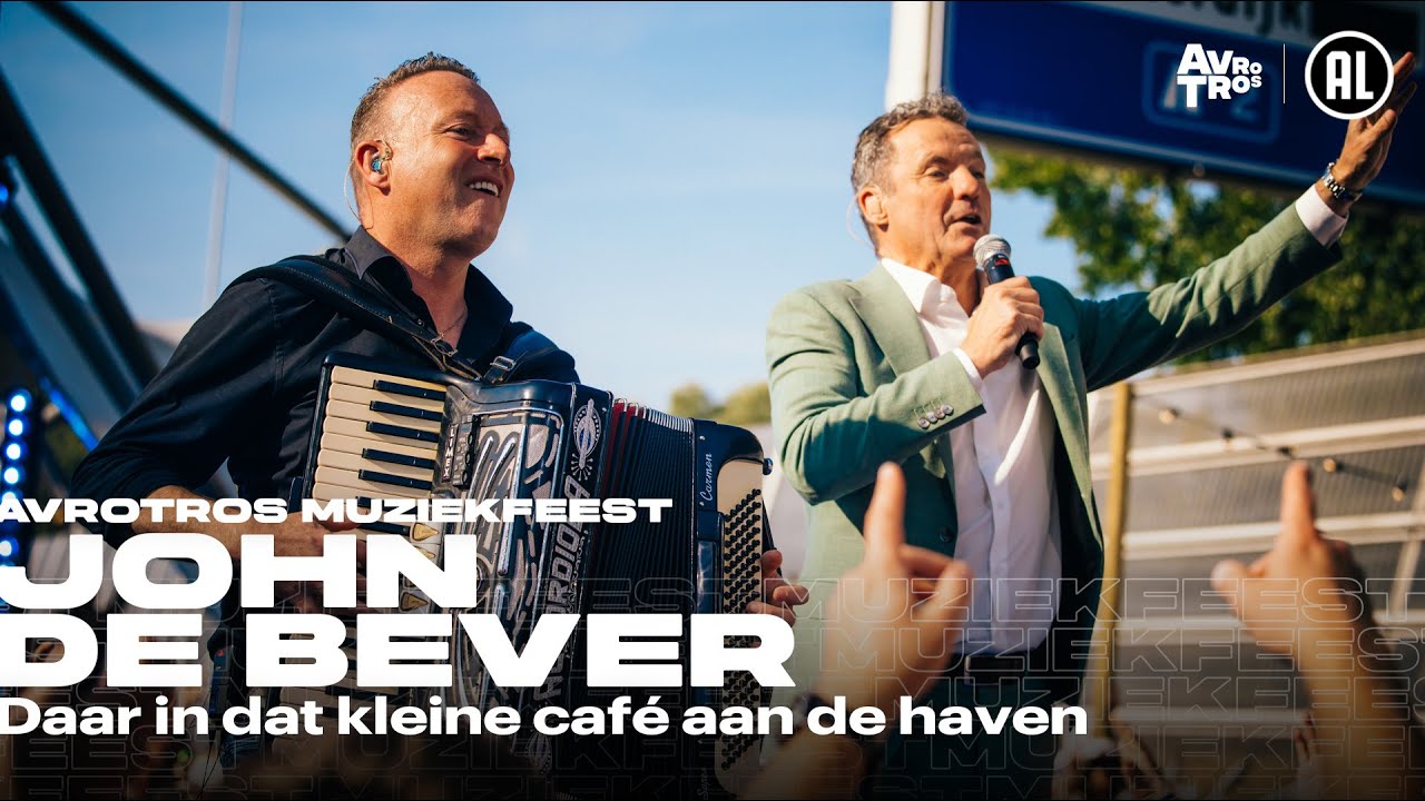 John de Bever - Daar in dat kleine caf&eacute; aan de haven (LIVE) &bull; Muziekfeest op het Plein 2025