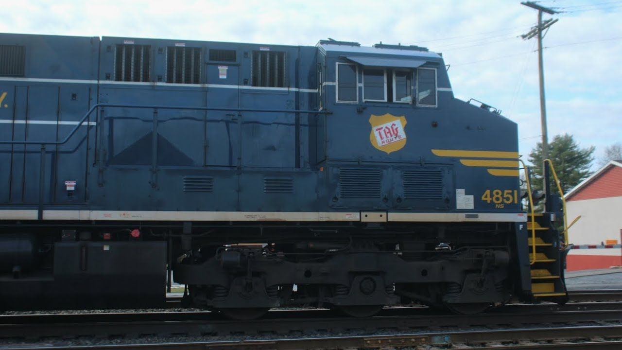 NS 33A With NS #4851 Leading Through Lebanon Pa