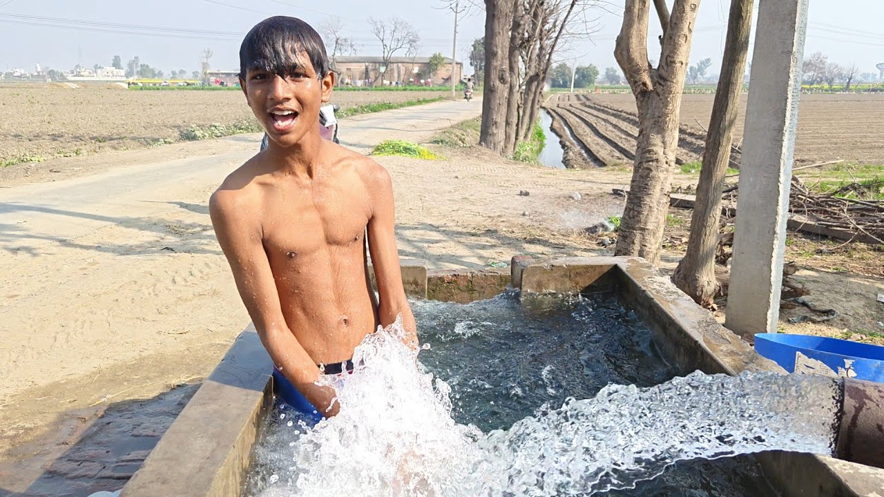 Bambi mai Naha kar maja a Gaya 