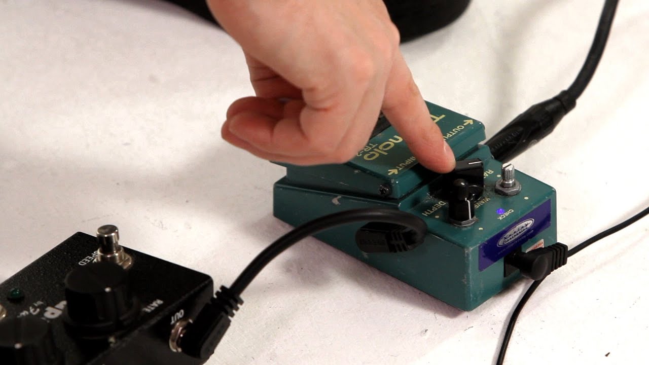 How to Understand Tremolo Pedal Settings | Guitar Pedals