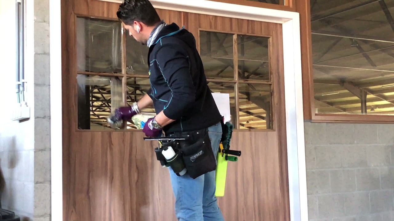 Window Cleaning 055