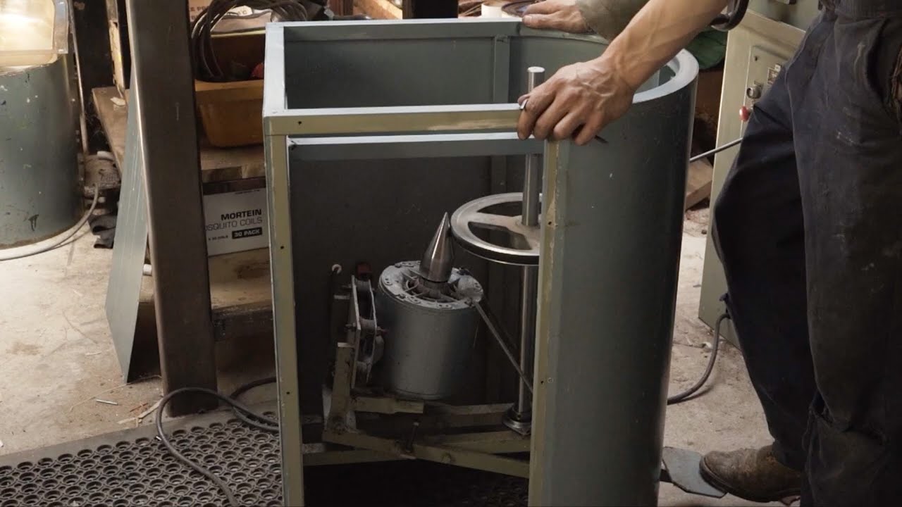 Fixing a Tetlow pottery wheel