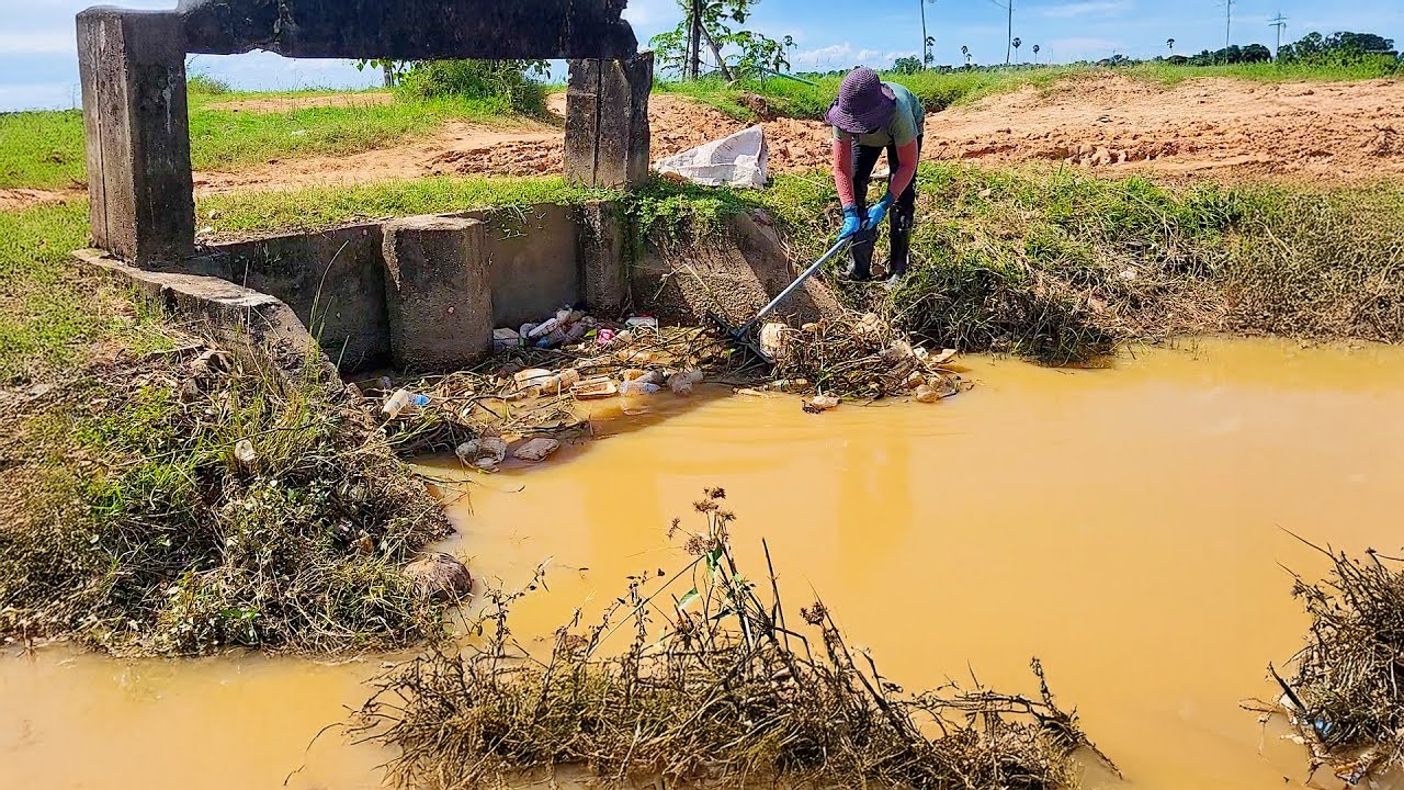 Heavy Blockage Removed — Water Rushes Out Fast