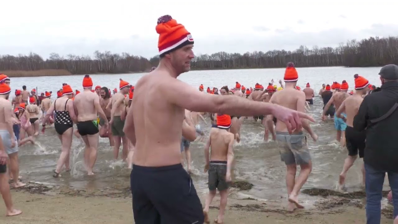 Nieuwjaarsduik De Kuilen Langenboom 2023