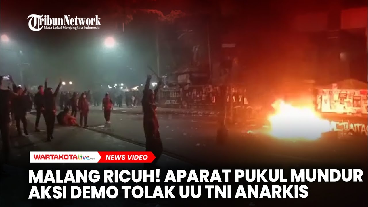 MALANG RICUH! Aparat Pukul Mundur Aksi Demo Tolak UU TNI Anarkis