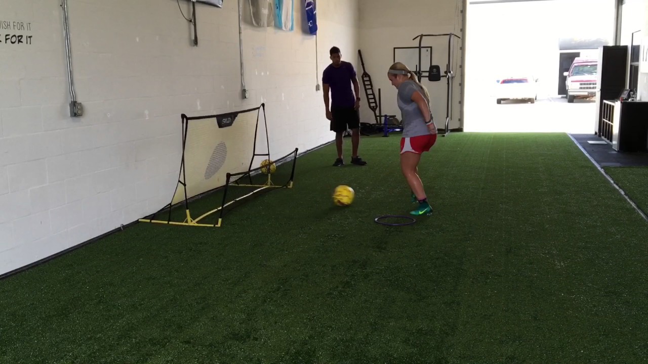 Sklz rebounder passing drill ⚽