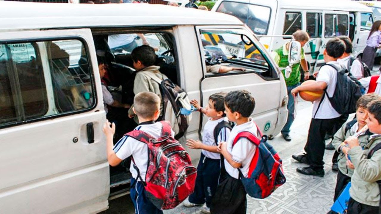 Movilidad escolar: lo que deben saber antes de contratar servicio