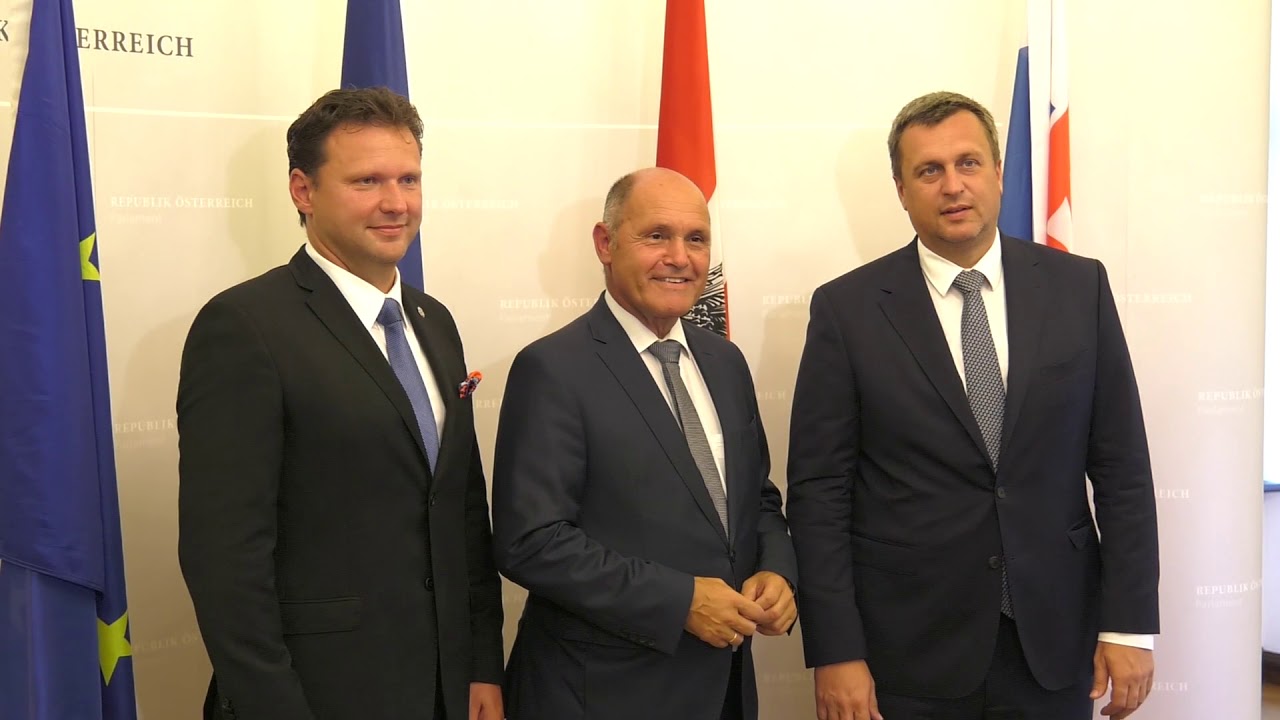 A. Danko - Slavkovsk&yacute; form&aacute;t stretnutia predsedov parlamentov