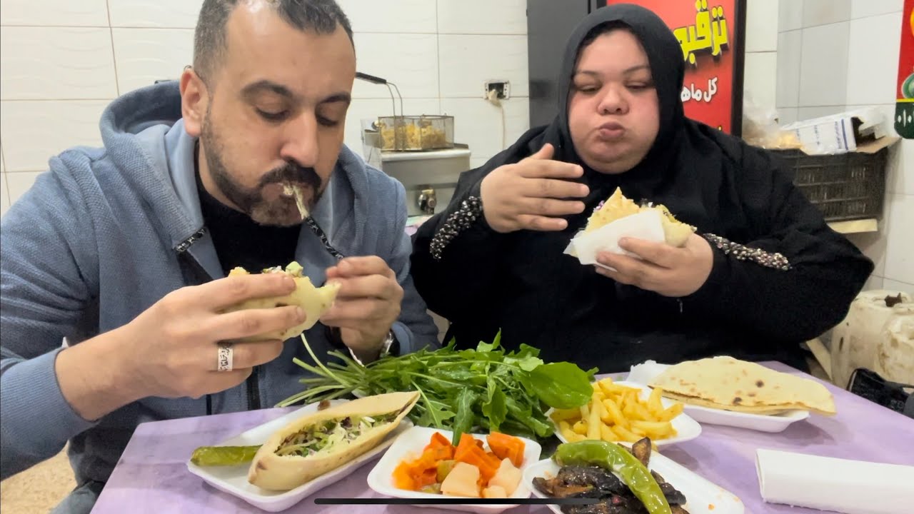 بدل مايدخلني علي المستشفي دخلني علي المطعم بيقول كلي فول عشان بيربي العجول😜😜😜