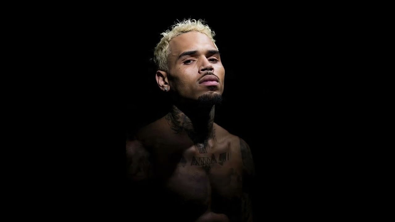 Chris Brown – Right Here