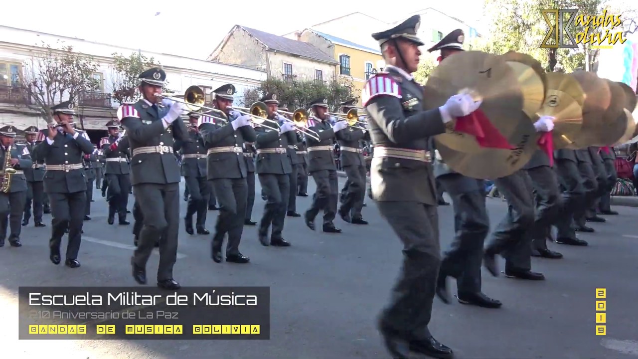 Escuela Militar de Música del Ejercito | Desfile de Teas La Paz