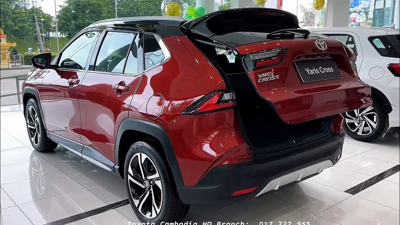 Toyota Yaris Cross 2026 | Обзор внедорожника: интерьер и экстерьер