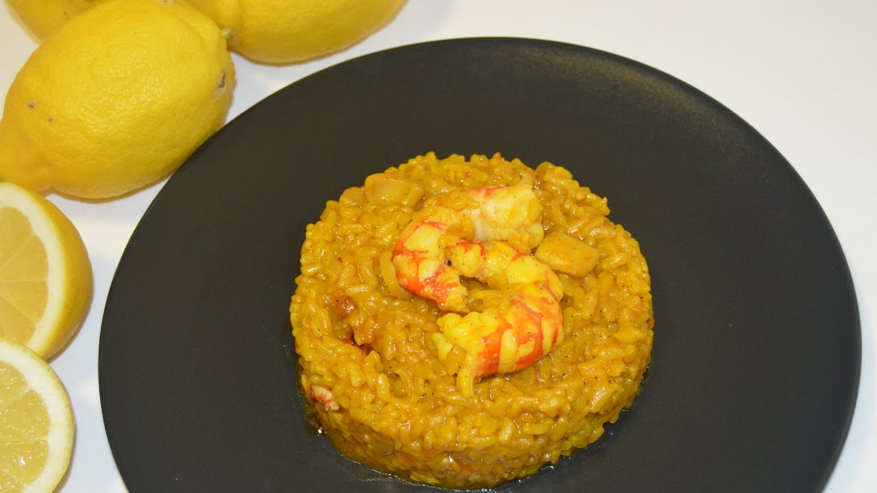 Arroz con gambas y calamares