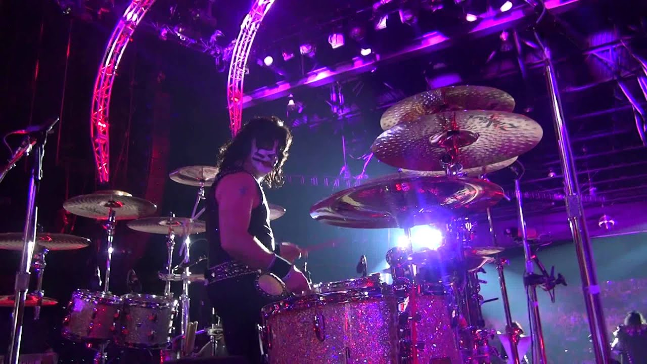 KISSONLINE EXCLUSIVE - KISS 