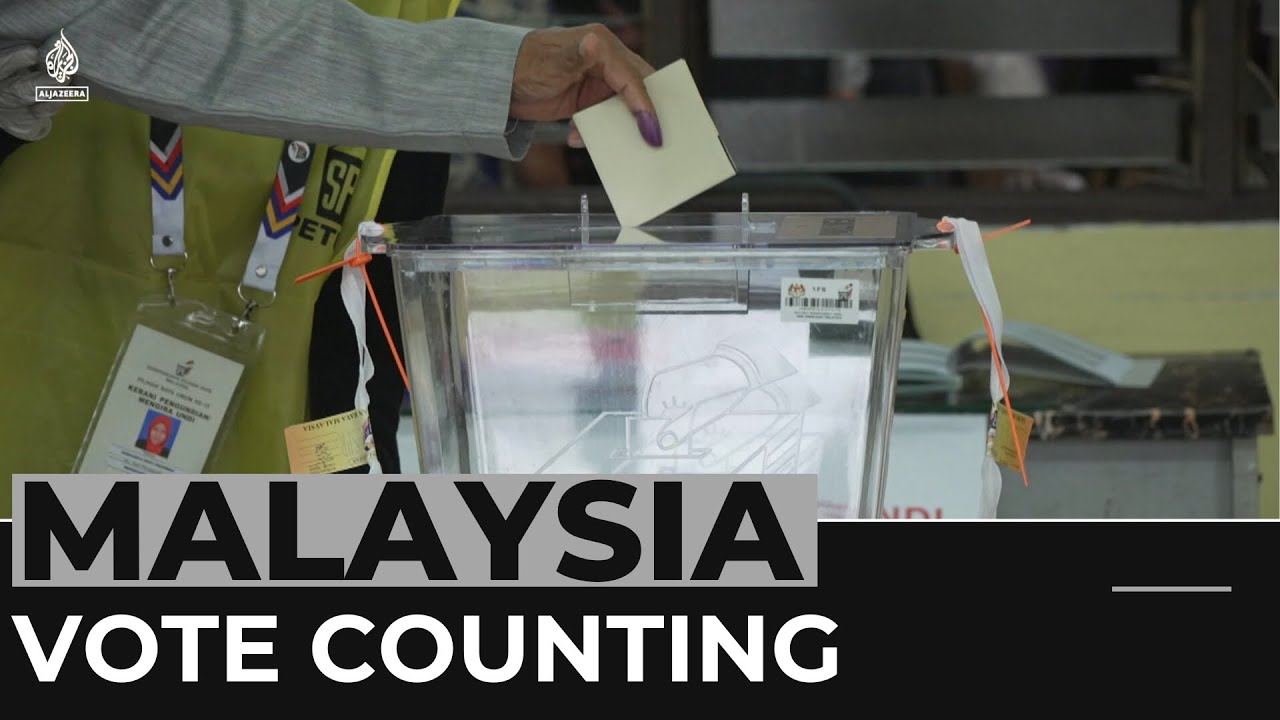 Malaysians vote for &lsquo;hope, stability&rsquo; in hotly contested election